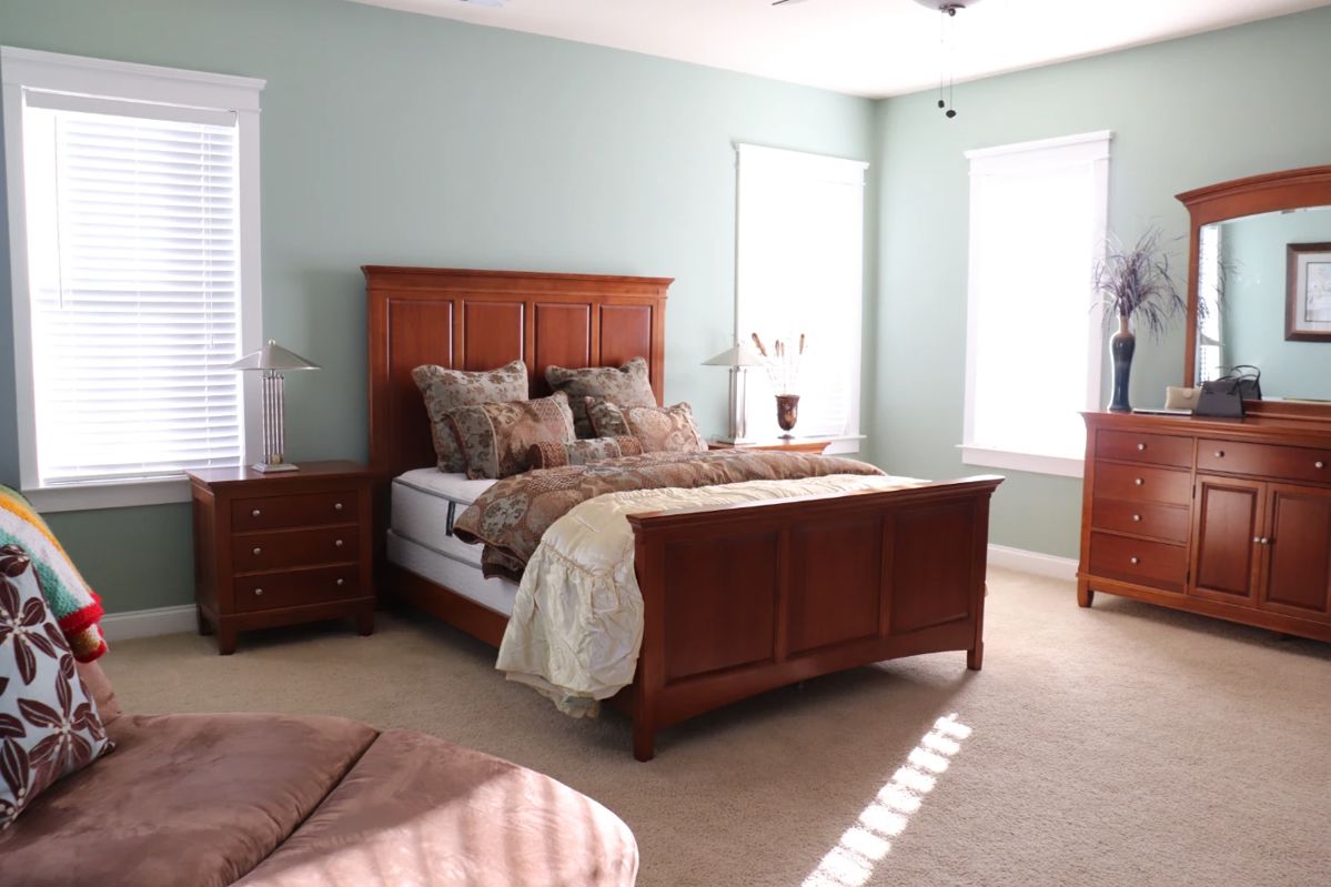 Nice Huntersville Tag Sale & Sock Drive starts on 11/16/2023