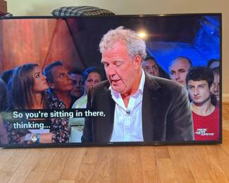 60” Samsung smart tv w/ remote (mount included)