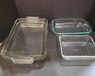 Anchor And Pyrex Casserole Dishes