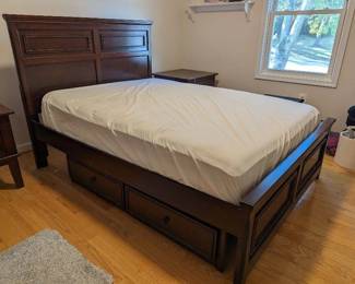 Full Size Bed, Head (50" high) & Foot (21"
