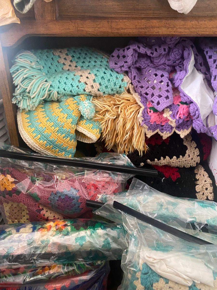 Sweetwater Weekend Family Estate Sale 11/45/23 starts on 11/4/2023