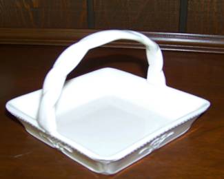 100 2558milkglassbasket
