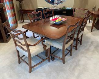 Antique 7 piece dining set with leaves and pads