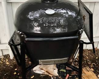 Primo Grills / Smoker