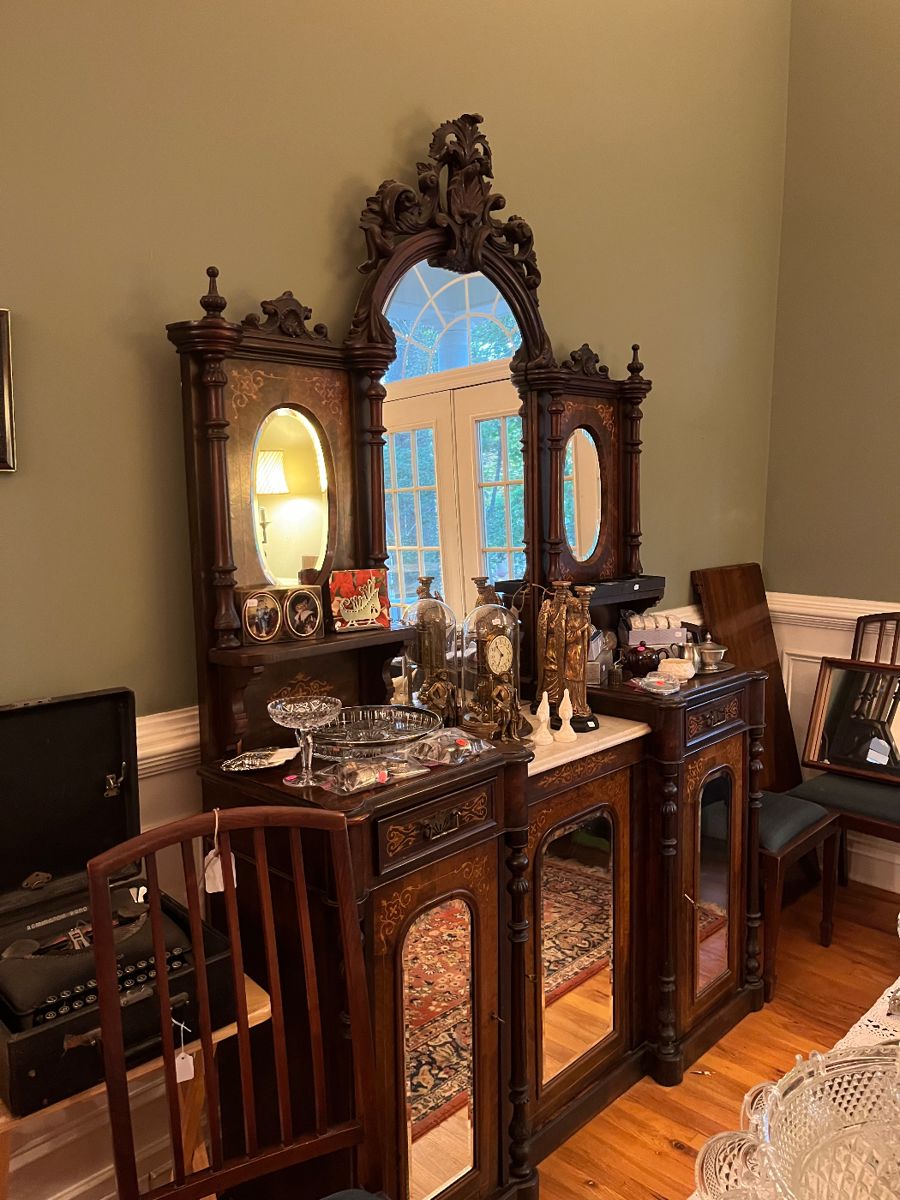 Estate Sale with Antiques in Marietta, GA starts on 11/2/2023