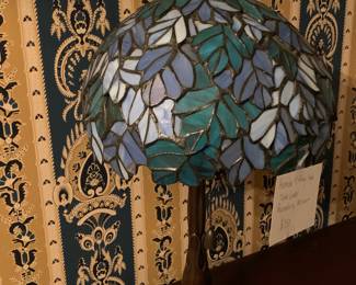 Hamida Tiffany style lamp
