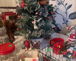 Christmas Cardinal tree