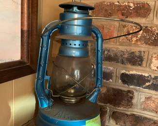 Dietz antique “air pilot” oil lamp