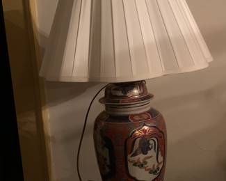 Ginger jar lamp