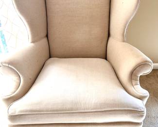 Elegant Linen Chair