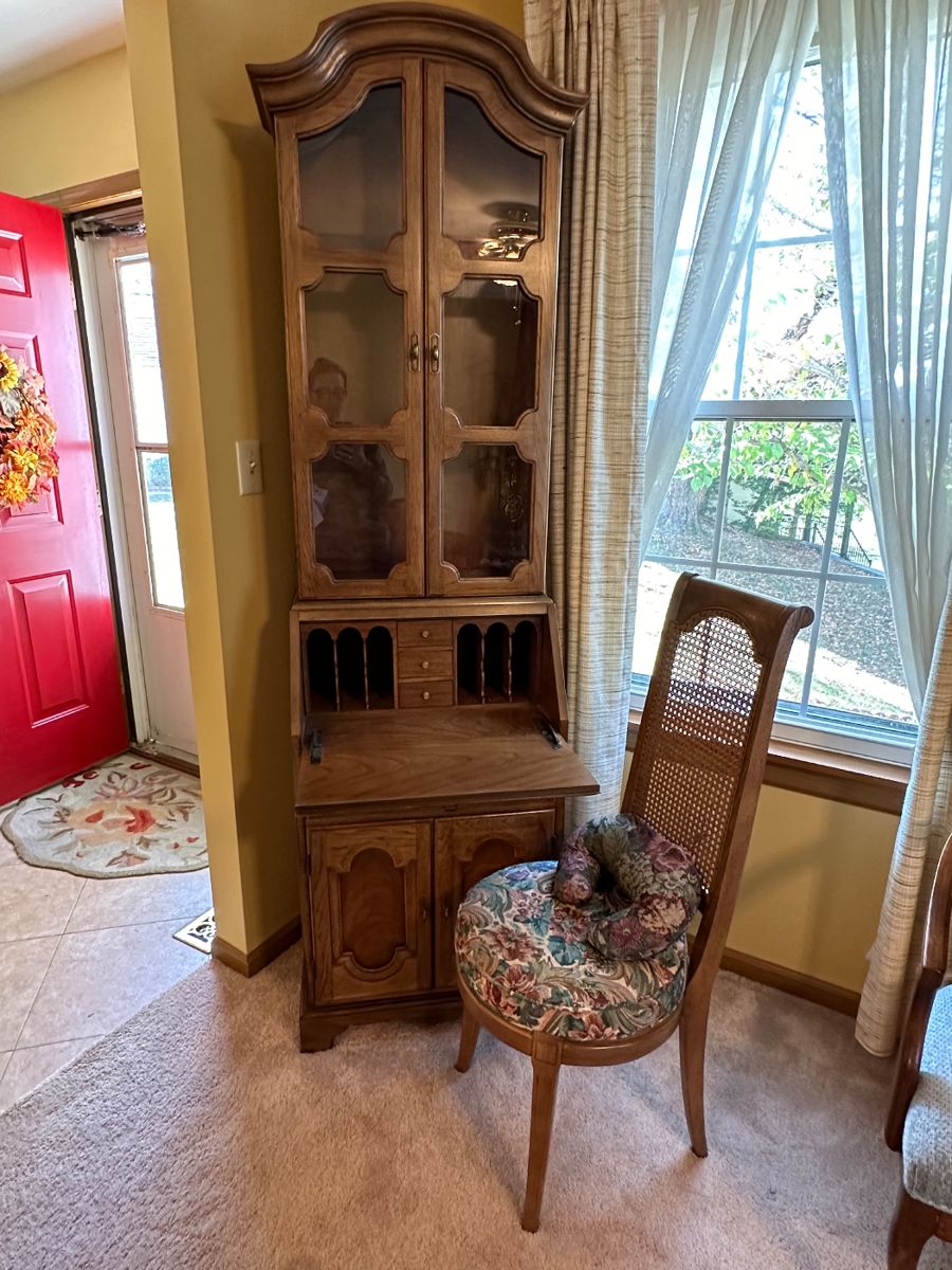 Maryland Heights Estate Sale (Caring Transitions) starts on 11/4/2023