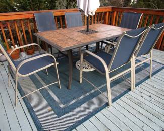 Nice outdoor set with umbrella