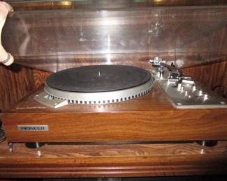 Vintage Pioneer turntable
