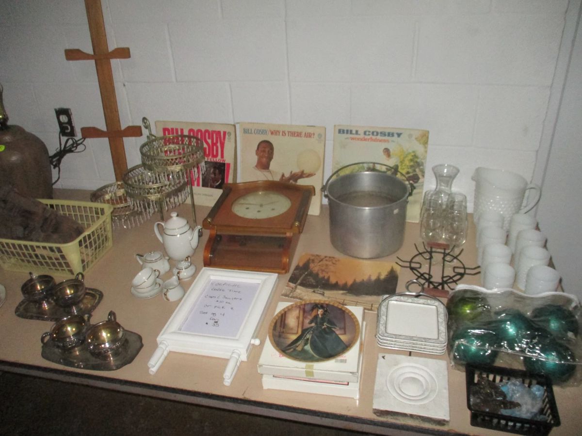 Household and wall clock