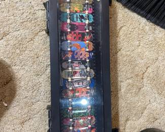 Finger skateboard set with tools new in carry case