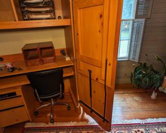 Computer Armoire
