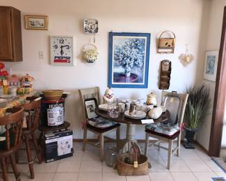 Items Located In The Kitchen