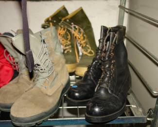 Army boots size 9.5