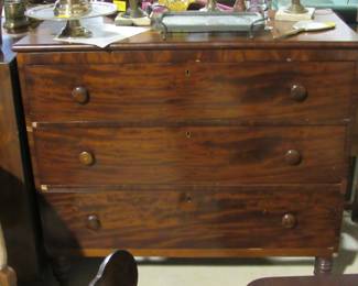 3 drawer chest Early Empire 