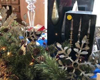 Great Christmas Ornaments for your tree or on your table