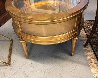 Weiman Curio Table = excellent condition.
