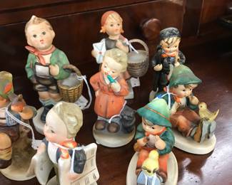 Hummels, Boy w Bird, Boy w Basket