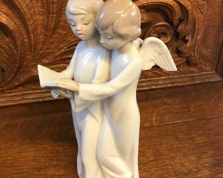 Lladro "Singing Angels" are approx 9" Tall and in excellent condition