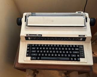 ELECTRIC TYPEWRITER.