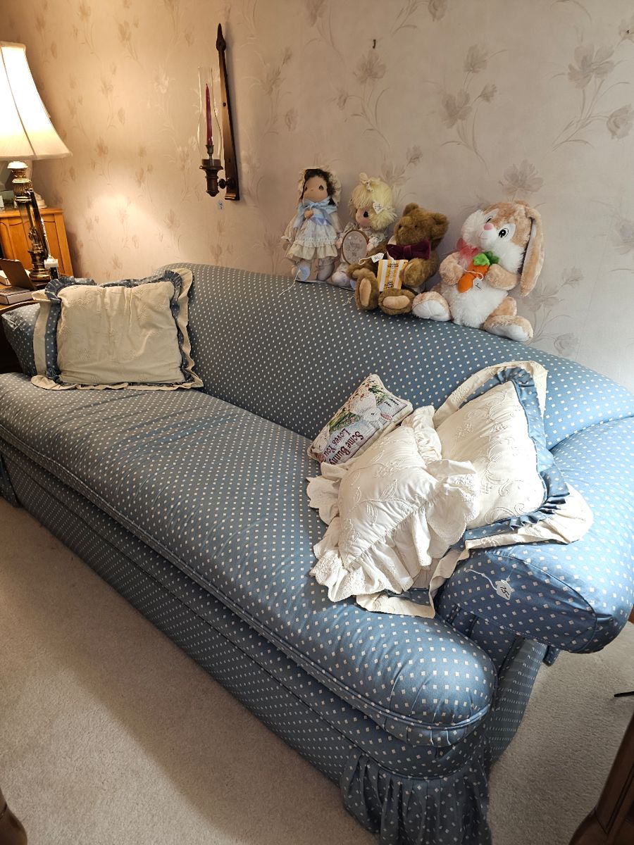 Estate Sale in Cleveland, OH starts on 11/4/2023