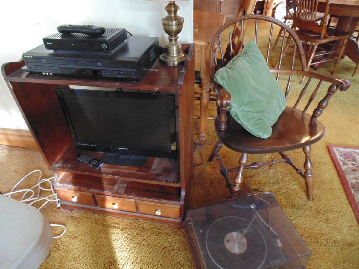 CHICAGO ESTATE SALEEdison Park in Chicago, IL starts on 11/10/2023