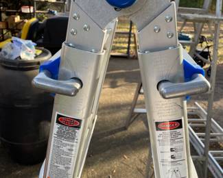 Werner  5 in 1 , 22’ aluminum ladder
$150.00