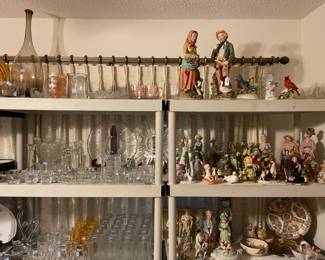 Glassware, China, place settings (utensils), figurines