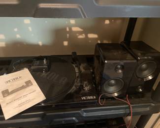 Victrola Bluetooth Stereo Turntable with 2 speakers. $80.00