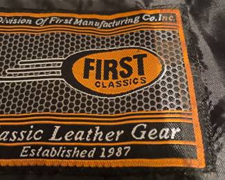 Leather vest XXL First Classics $75.00
Still has tag.