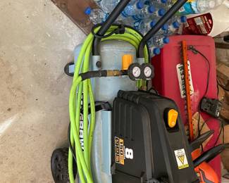 McGraw 8 gallon 150 PSI air compressor.    $85.00