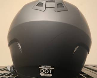 Harley Davidson motorcycle helmets w microphones one XL one XXL with bags
$125.00 each