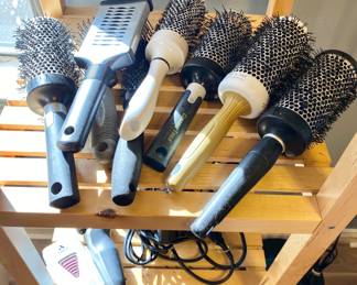 Various Round Brushes