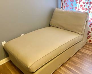 Chaise Lounge Sofa Futon.
