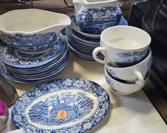 BLUE WILLOW DISHES AND SMALL BOTTLE