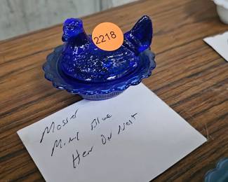 MOSSER COBALT BLUE HEN ON NEST