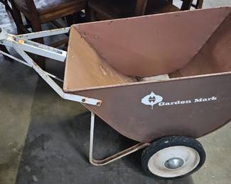ROLLING METAL GARDEN CART