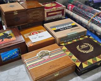 LOT OF CIGAR BOXES
