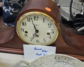 MANTLE CLOCK