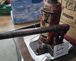 FIVE TON BOTTLE JACK