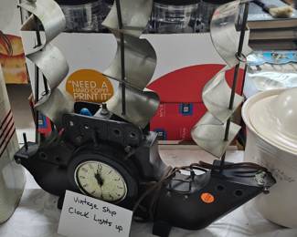 VINTAGE SHIP CLOCK
