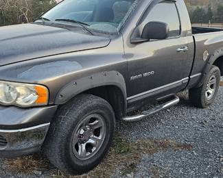 2002 DODGE RAM 1500 4X4 TRUCK