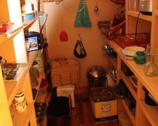 Small appliances, Pasta maker and Cuisinart, Misc Kitchen