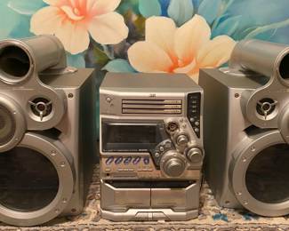JVC MX-GT90 Stereo System With FM/AM/CD/Cassette, and JVC Band-Pass Bass Reinforcement Speakers