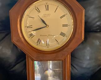 SEIKO Quartz Westminster-Whittington Oak Wall Clock