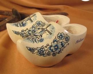 HANDMADE IN HOLLAND Dutch Flowered Wooden Shoes
